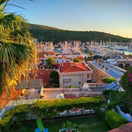 Yalcin Hotel Çeşme Exterior foto