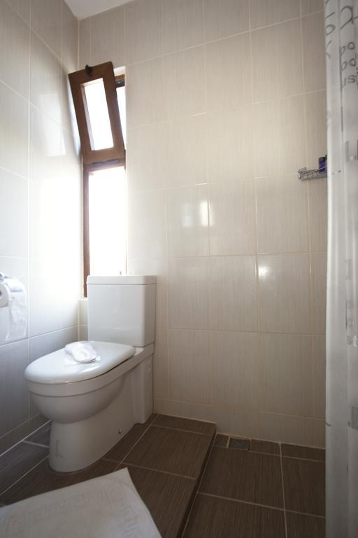 Yalcin Hotel Çeşme Habitación foto
