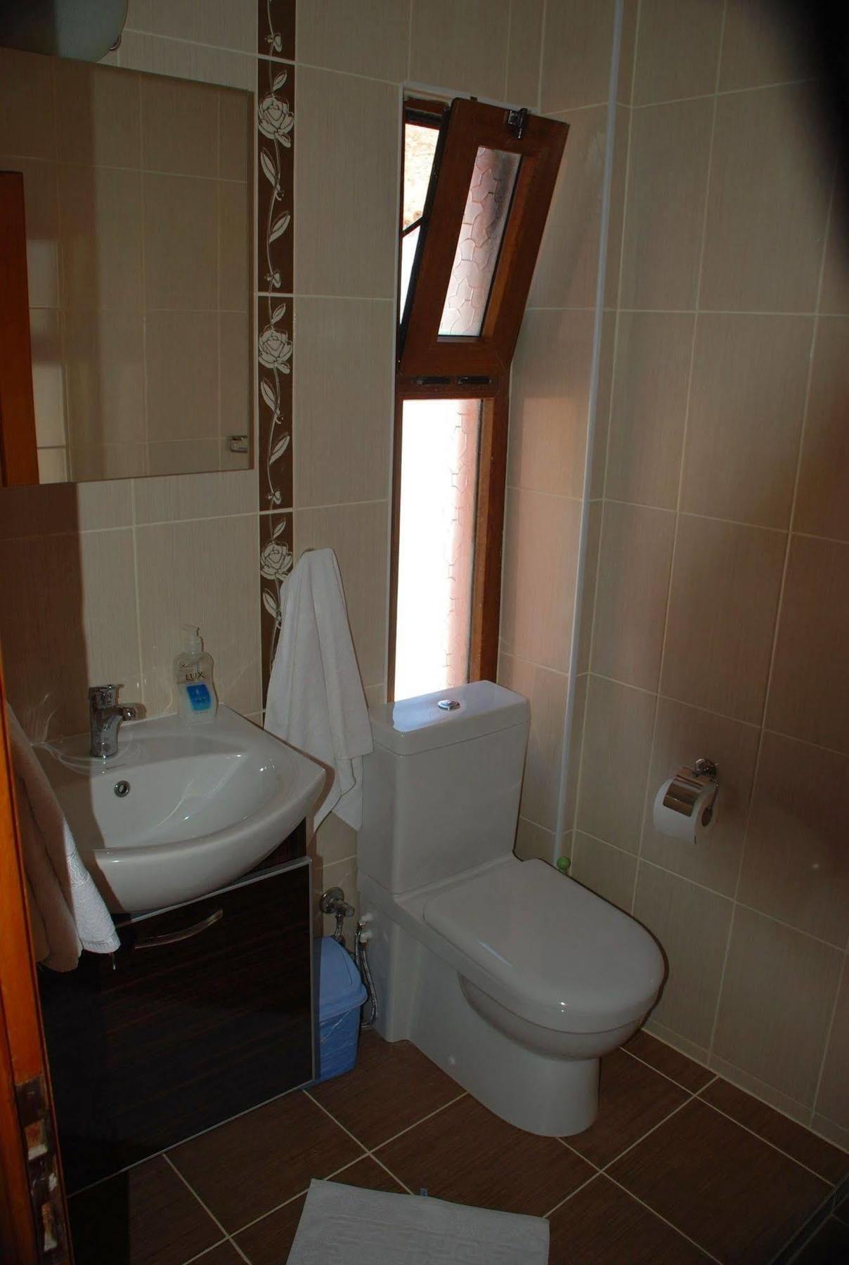 Yalcin Hotel Çeşme Exterior foto